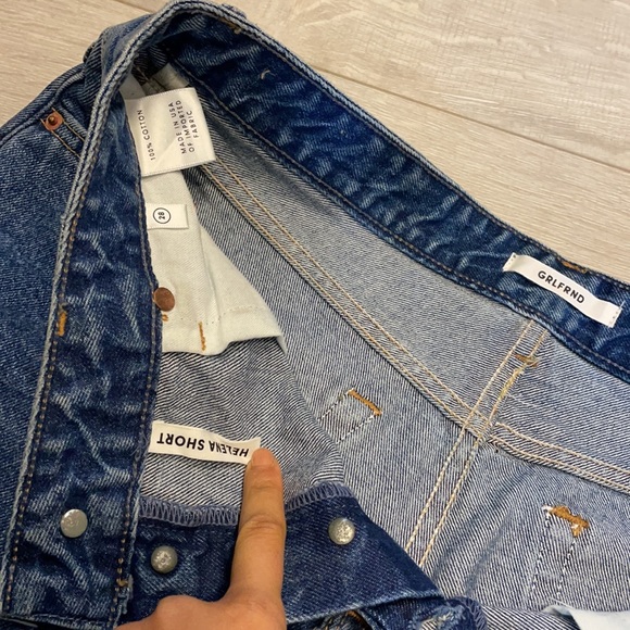 Grlfrnd Helena Shorts - Picture 2 of 4